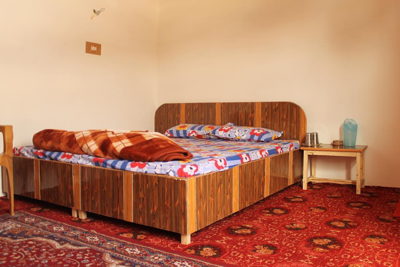 Howrah Guest House Srīnagar 외부 사진