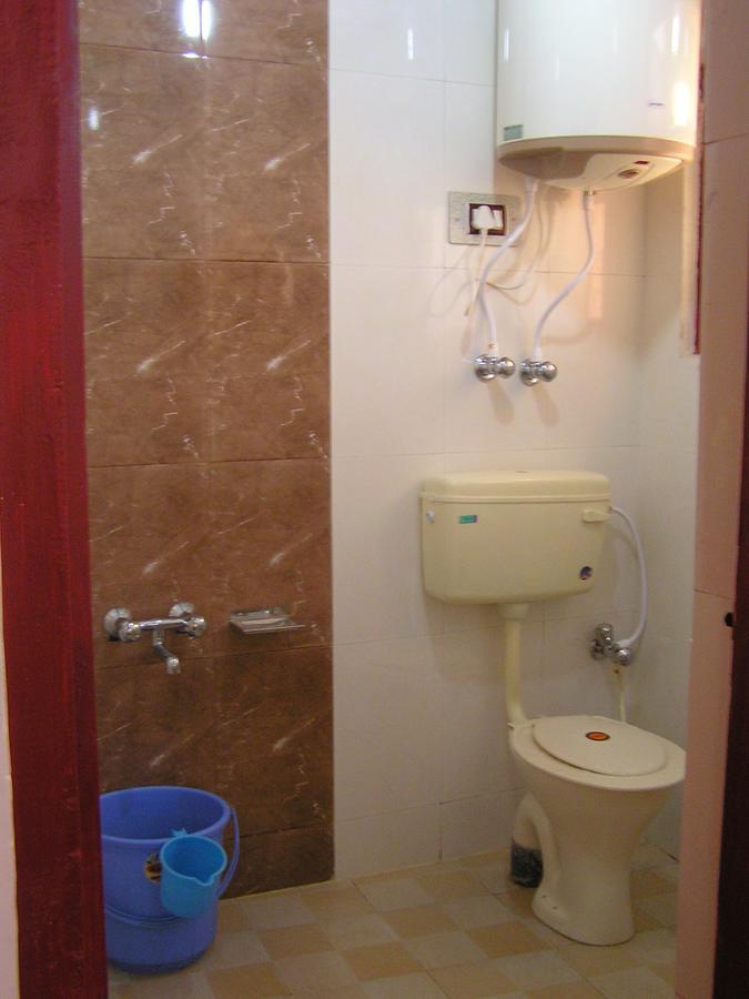 Howrah Guest House Srīnagar 외부 사진