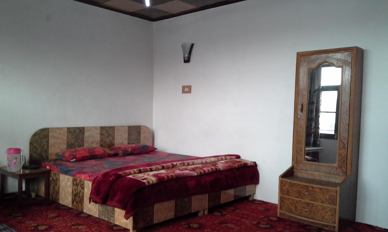 Howrah Guest House Srīnagar 외부 사진