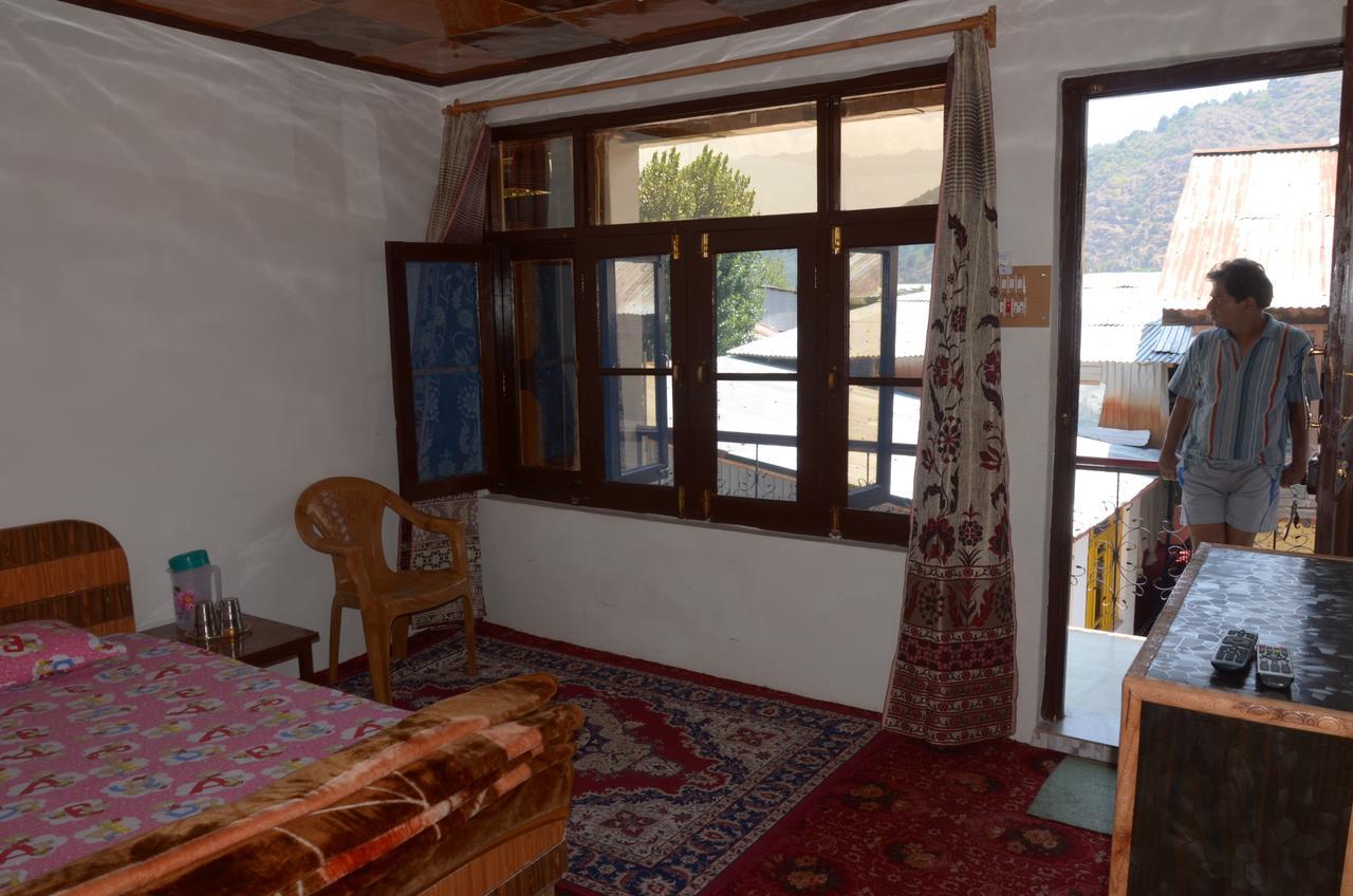 Howrah Guest House Srīnagar 외부 사진