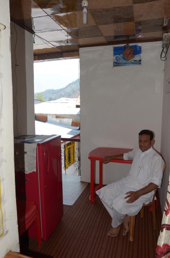 Howrah Guest House Srīnagar 외부 사진