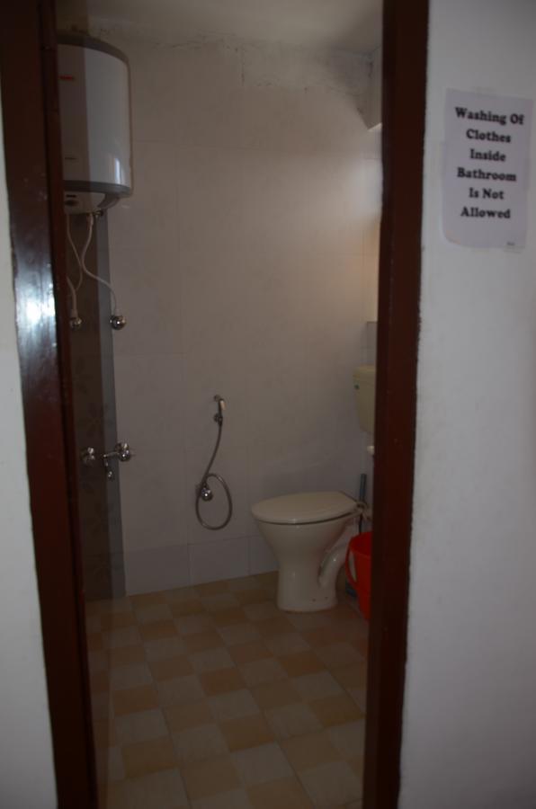 Howrah Guest House Srīnagar 외부 사진